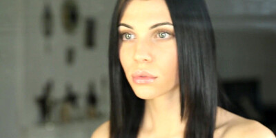 Model Amy Light with a hot body