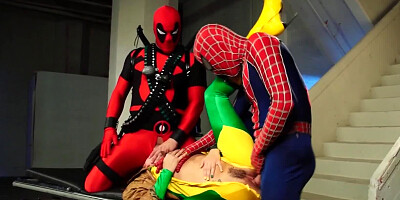 Spider-Man and Deadpool impale Allie Haze on their dicks