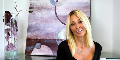 Blonde cougar in sexy lingerie loves playing with sex toys