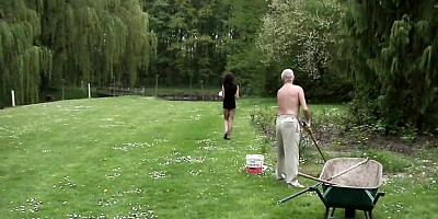 Oldje featuring hooker's outside fuck dirt