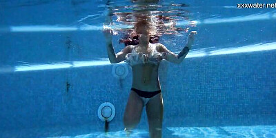 Underwater Show - big ass video