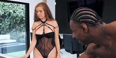 Black man playing games before fucking the thick chick