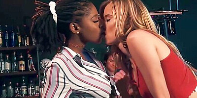 Hazel Grace And Haley Reed - Haley & Her Bestie Fuck The Barman To Enjoy A Perfect Cum Swap
