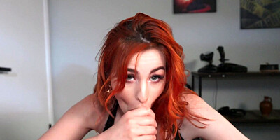 Redhead Abigaiil Morris gets an orgasm and cumshot