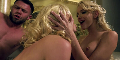 Seth Gamble, Kenna James and Ivy Wolfe in FFM threesome