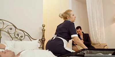 Room service lady gets to enjoy a younger dick inside