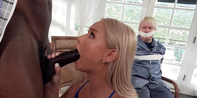Cuckolding session with a smooth black criminal and a PAWG