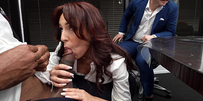Selena Ivy's secretary slithers onto her boss's BBC in the office