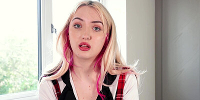 Blonde girl in stockings masturbates in a hot JOI vid