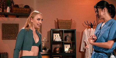 Masseuse is going to get moist for her kinky client
