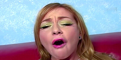 Scarlett Pain sucking a cock and masturbating in a video