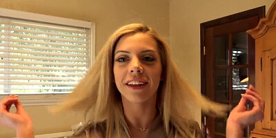 Freaky sex doll Allie Nicole is ready to get pounded