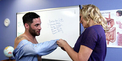 Cougar Cherie DeVille gets fucked on the table by a student