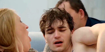 Dude eats old cunt and fucks her harder and harder