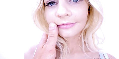 Casting xxx with plastic wench from LA New Girl