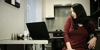 Solana's face sitting porn