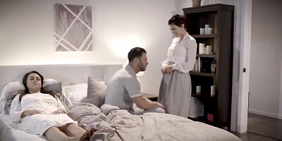 Nicole Sage And Olive Glass In Big Hooters Stepmommy Nurse Screw Patients Hubby