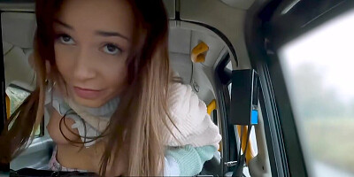 Kinky college girl gets her vag blasted in the backseat