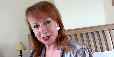Landlady with a mature pussy needs your dick today