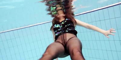 Underwater Show featuring Zuzanna's xxxwater scene