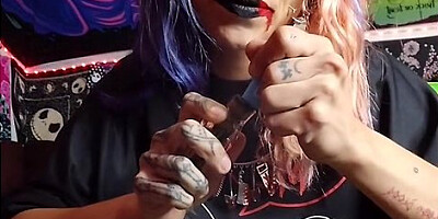 Smoking and screaming slut, wild and unrestrained