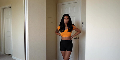 Ameena Green giving a blowjob and gets POV fucked