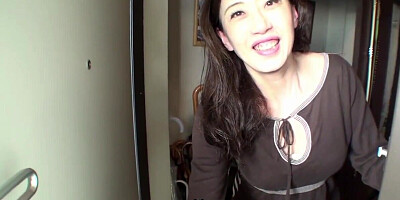 Orderly Japanese whore gets messy with a new boner