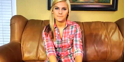 Bailey gives a blowjob and a rimjob after masturbating