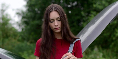 Arwen Gold gets her hiker hole blasted with intensity
