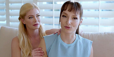 MUMMY'S DAMSEL - COUGAR Serene Siren Lubes Up Best friend Lexi Luna & Turns Shoulder Fondle Into Total Bod Lust