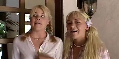 Delicious Kimmie and Little Summer - Squirt bust