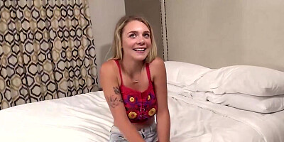 Lovely sucks while guy drills the fanny with sex toys