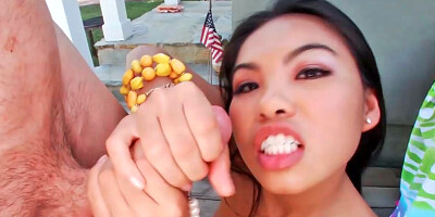 Petite Asian chick Cindy Starfall slurps a hard dick outdoors