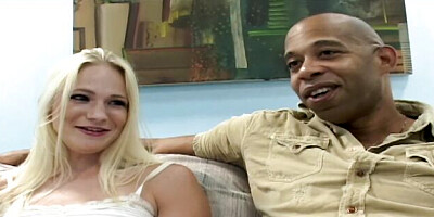 Watch looking-good Aaliyah Jolie's sex