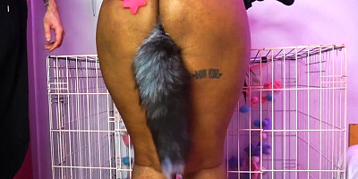 Miss Estigia is happy in this kinky pet-play video