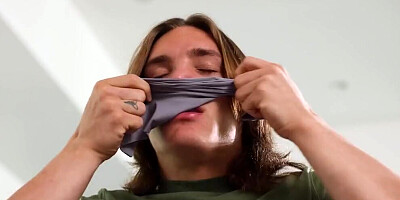 Sophia Sterling loves it when stepbro sniffs panties