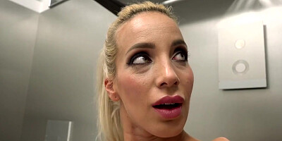 Nathaly Cherie And Little Bit - Squirts Food From Her An