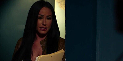 Interrogation room fucking with Nicole Kitt taking it