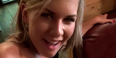 Bartender babe is going to suck and screw with passion
