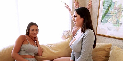 Stepdaughter is going to team up with stepmom for his dick