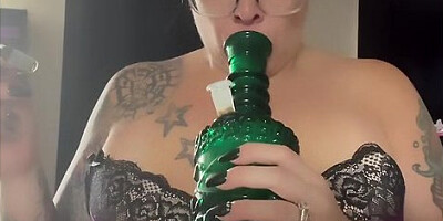 Bbw stepmom in lingerie getting high and riding hard