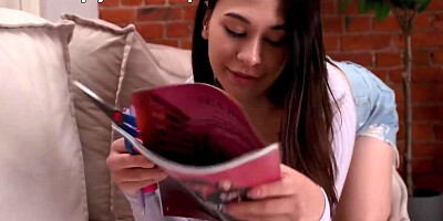 Roxy Muray - Artsy And Horny 18yo For