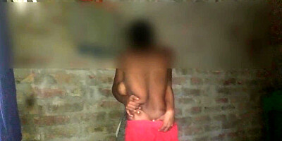 GINORMOUS bum indian steamy vid