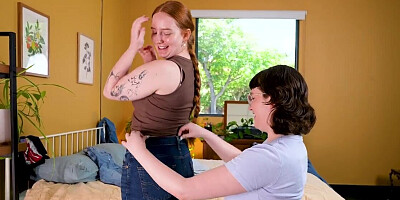 Two fat girls are going to enjoy their lesbian orgasms