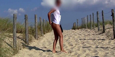 19-year-old hottie shows off that amazing body