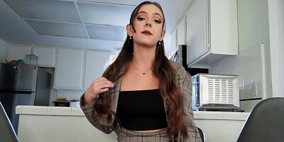 Serena Hill helps him cheat on his stupid-ass wife