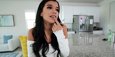 Unstoppable fuck with Savannah Sixx getting tit-fucked