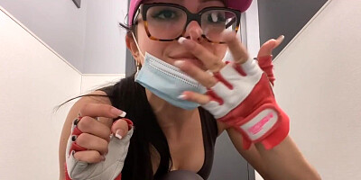 TheRealEmaLee Gets A Facial cumshot After Salad tossing Her Stud