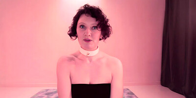 Naughty Jennifer Is Your Milf For The May Contest