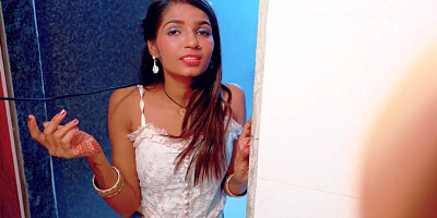 Indian desi red-hot slender Bhabhi caught her devar while he was doing jerking